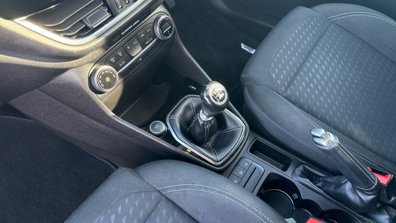 Ford Fiesta 1.0 EcoBoost Titanium 5dr Petrol Hatchback